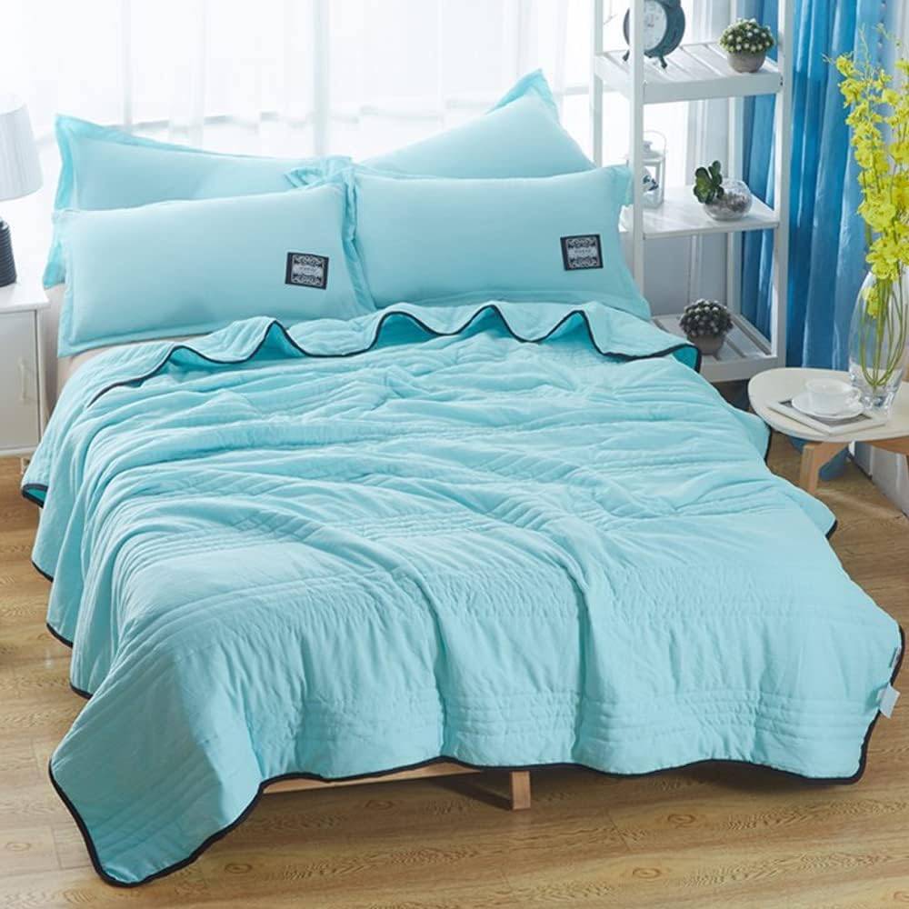 EverChill Ice Cooling Blanket™️ Light Blue
