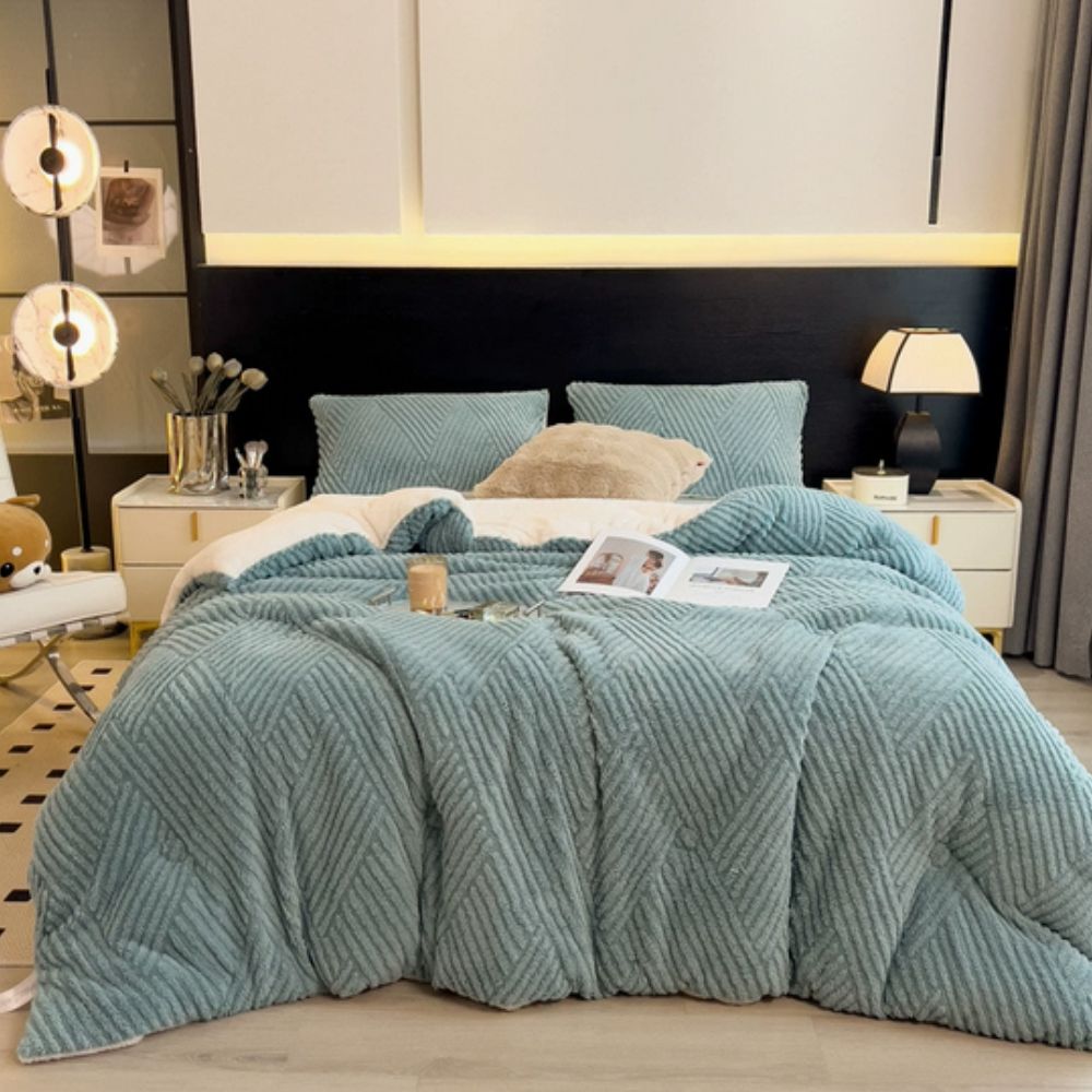 Chevron Luxe Plush Blanket Seafoam Blue