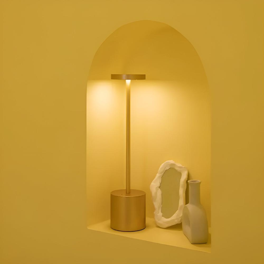 Casa Lumi Glow Lamp Gold