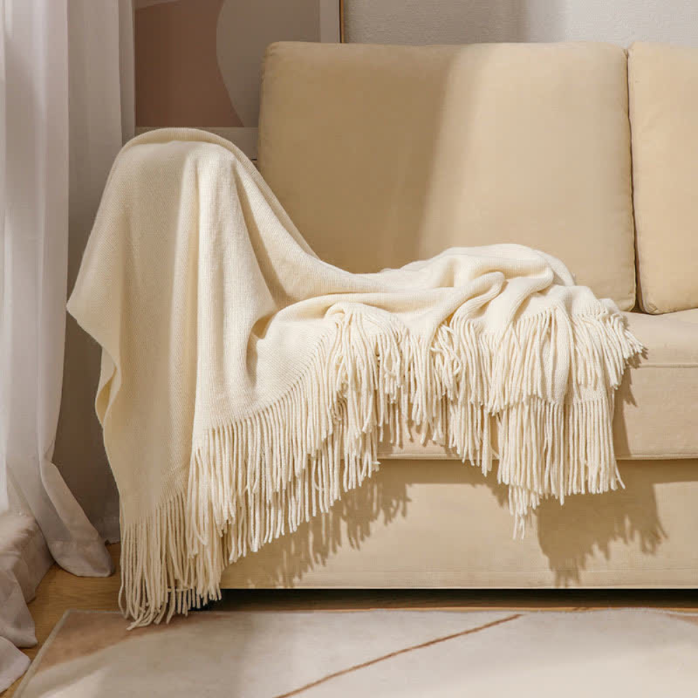 Chunky Knit Tassel Blanket Beige