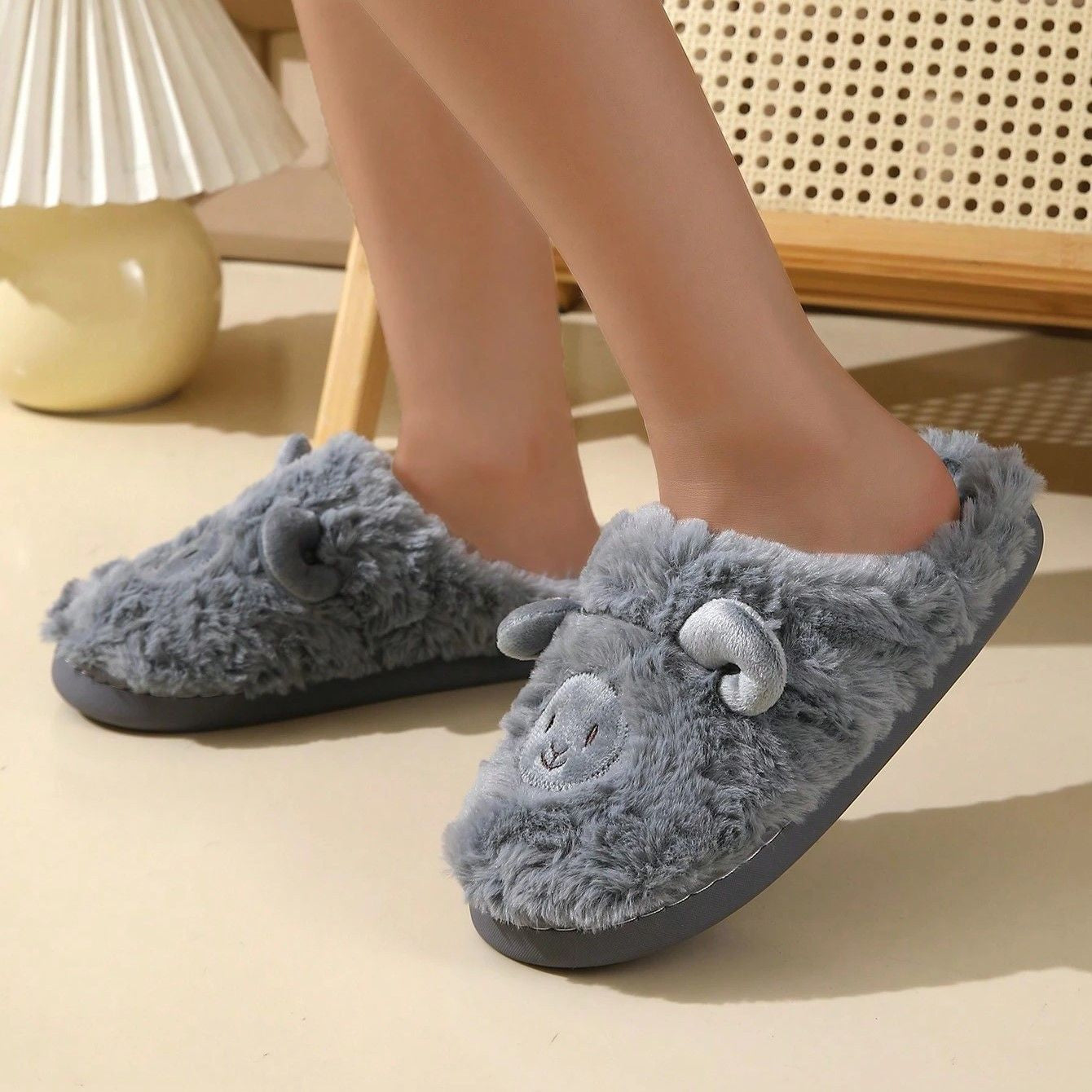 Women's Plush Sheep Slippers