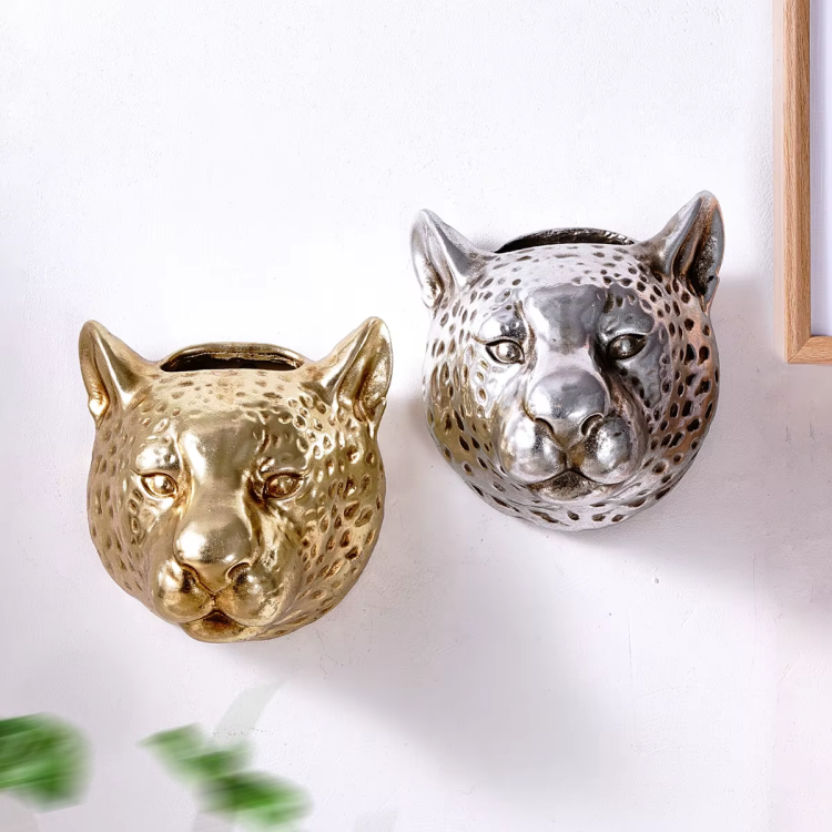 Leopard Head Wall Planter