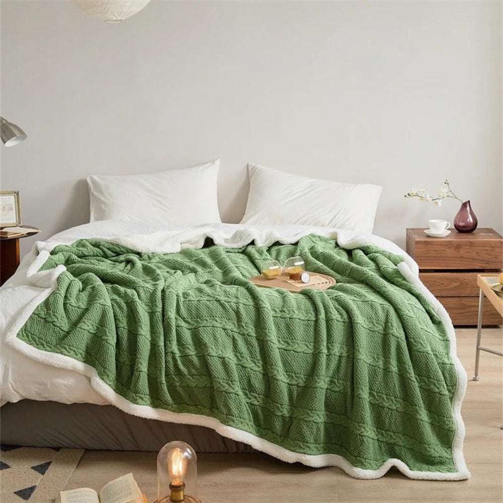 Mellow Sherpa Blanket Matcha Green