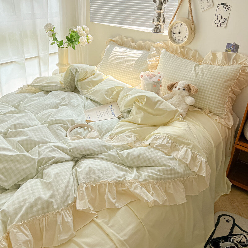 Ruffled Gingham Bedding Set 4PCS