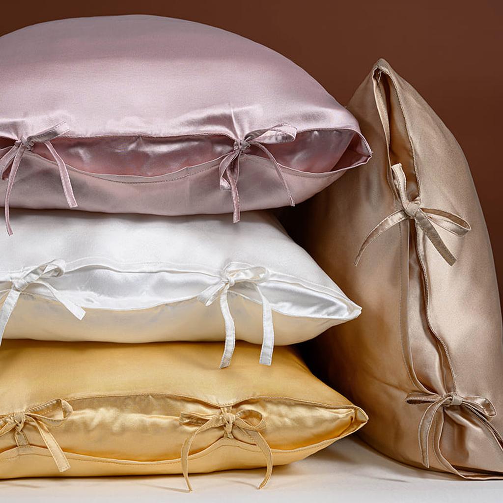 25 Momme Silk Pillowcase with Bow Ties -  Champagne
