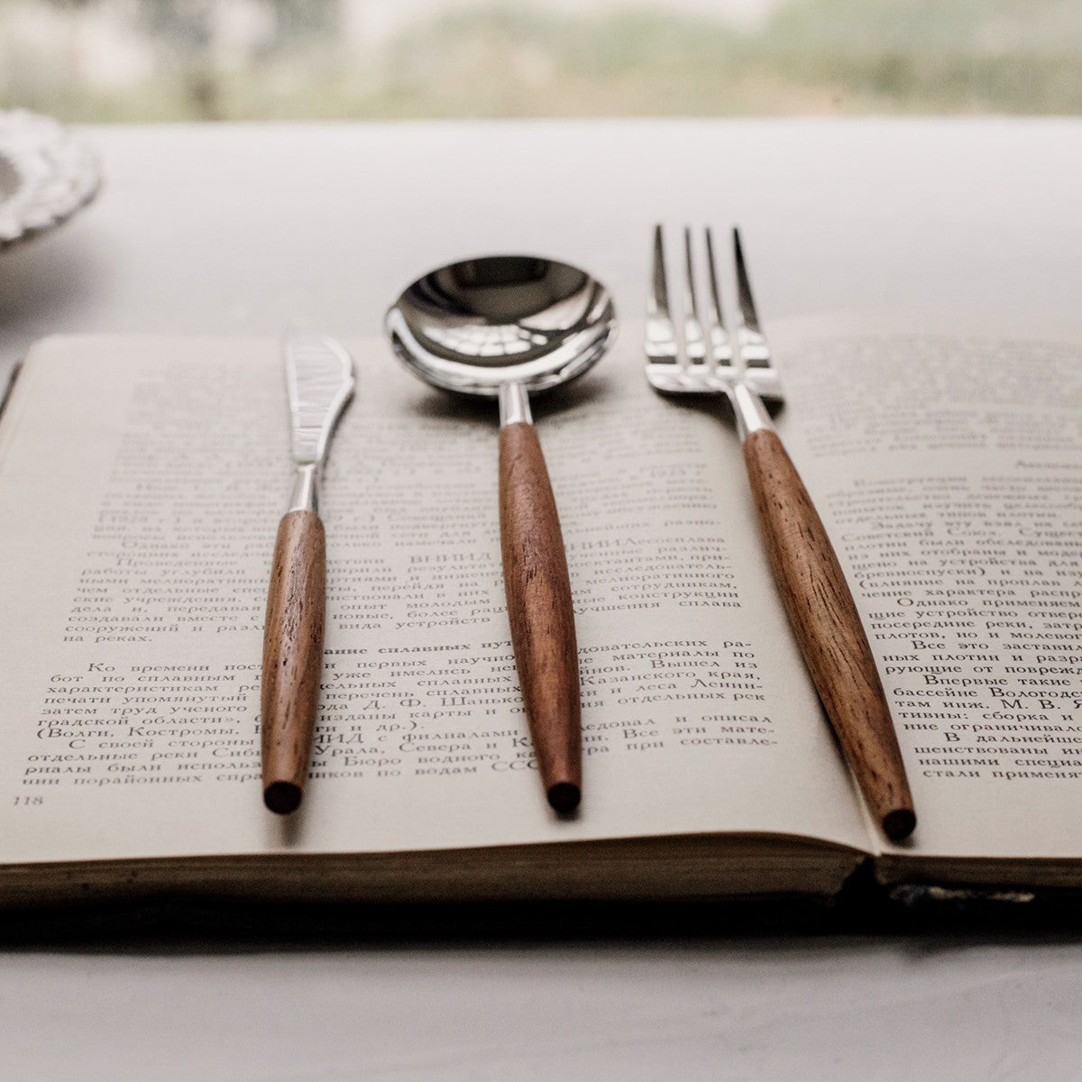 Stainless Steel Flatware Set - 18/10 High Quality with Wood Handle