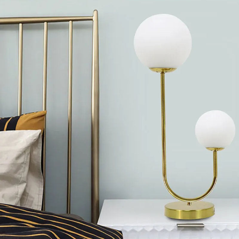 Arka Globe Lamp