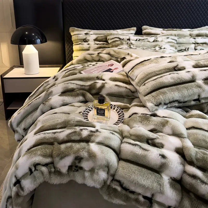Velvet Bedding Set - Faux Fur Ultra Soft (4PCS) Green