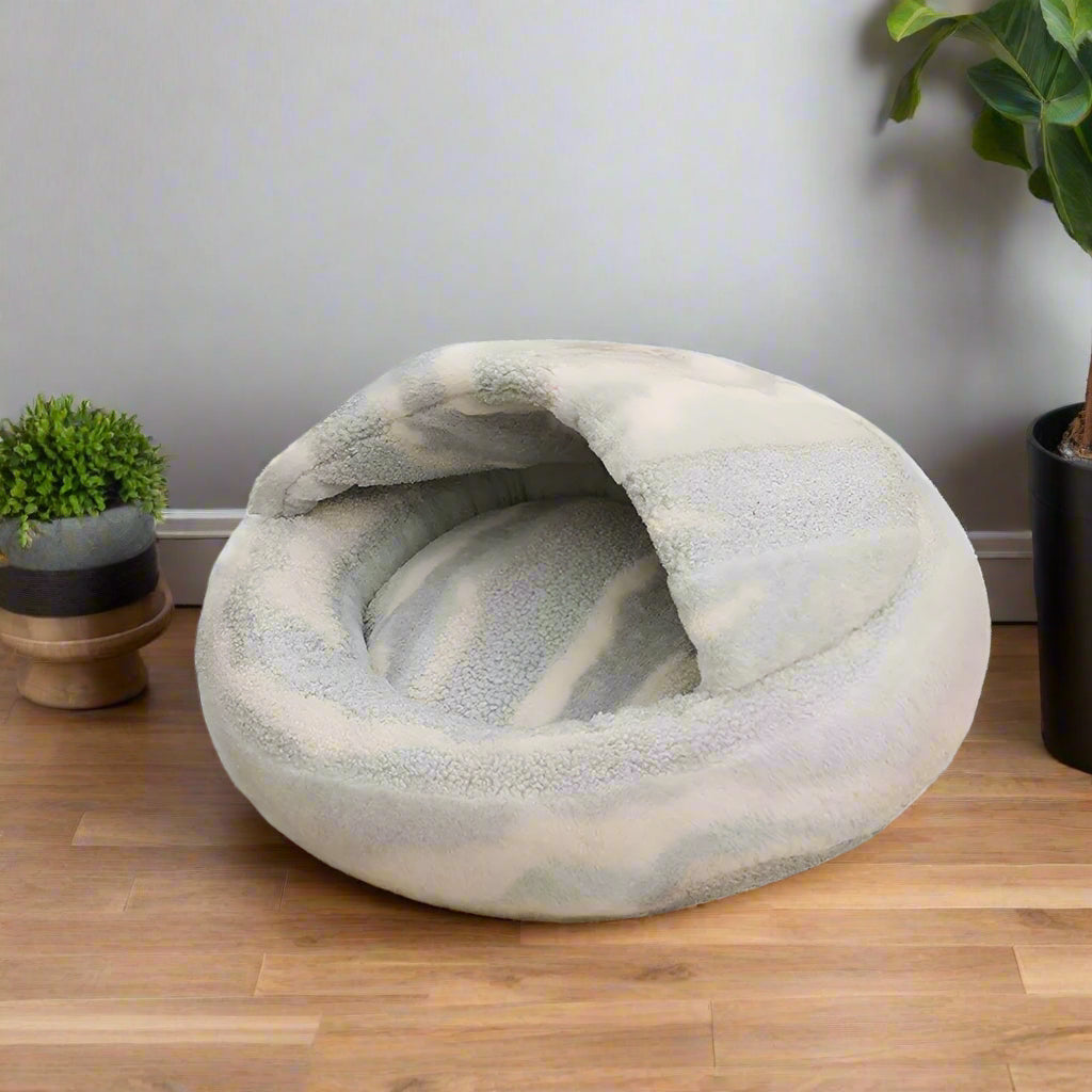 Lavish Marble Striped Pet Bed Frosted Stone