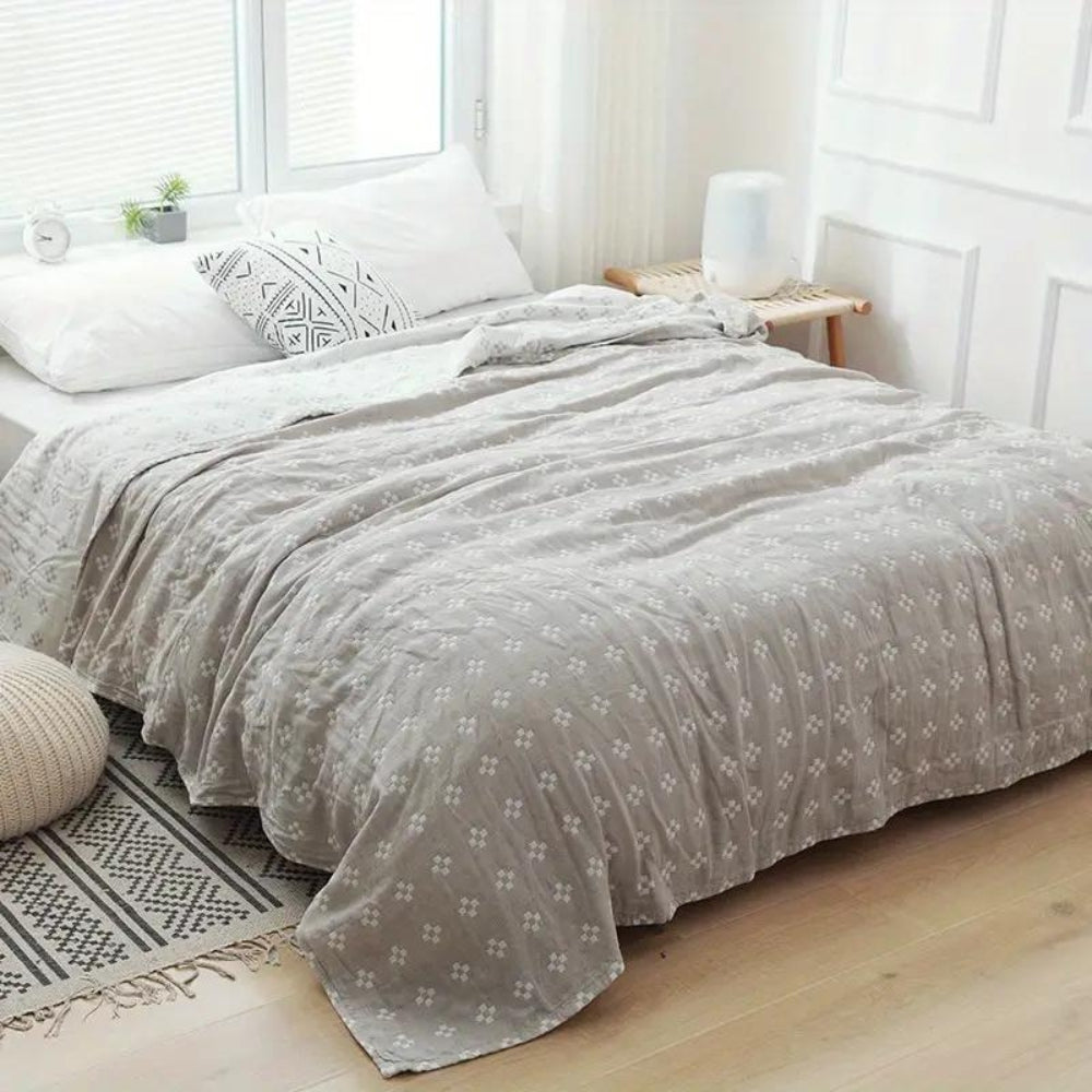 Diamond Dot Comfort Blanket Gray