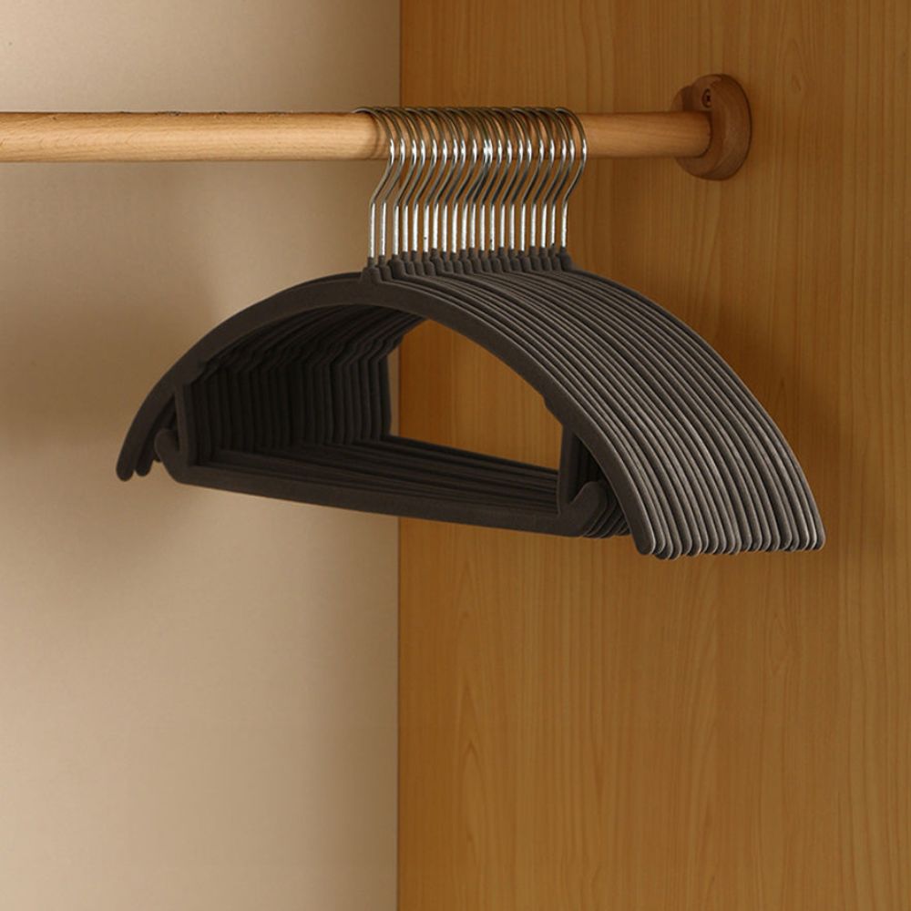 Non-Slip Curve Hangers | Set of 10 Gray