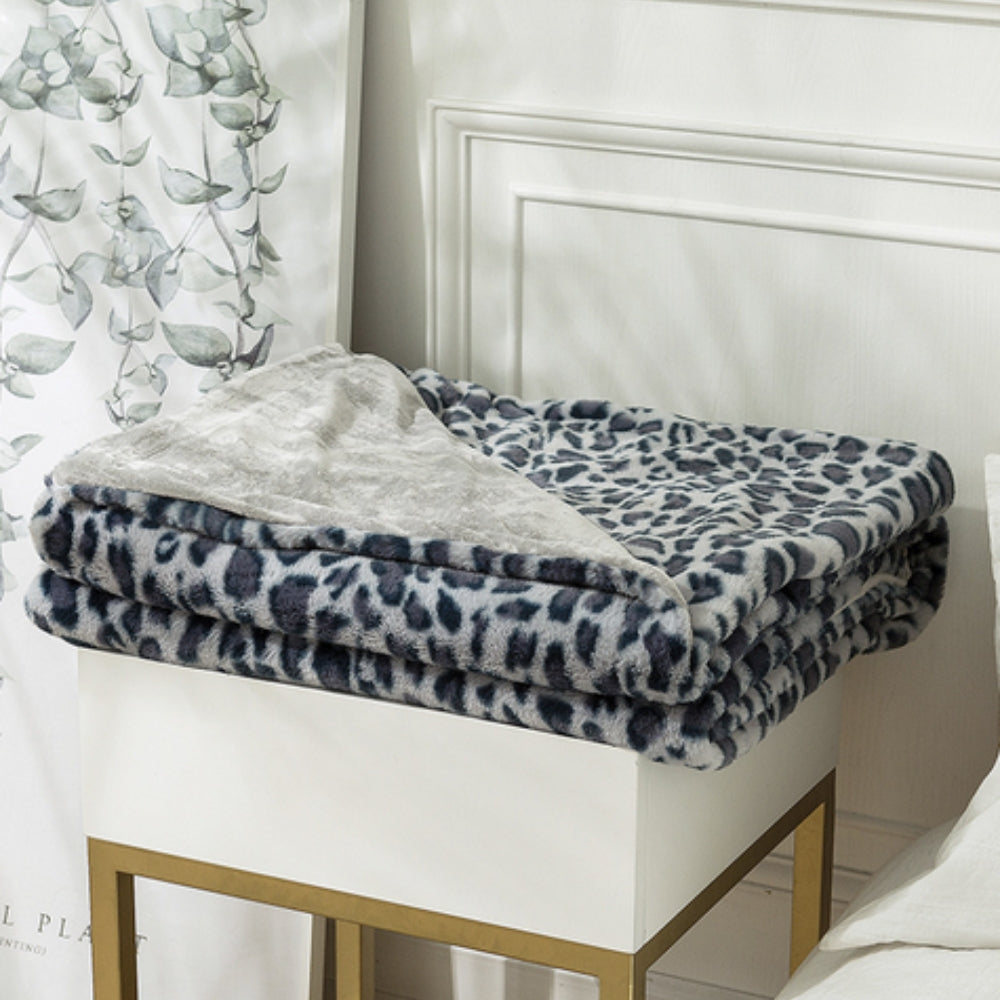 Wild Elegance Leopard Print Blanket Gray Leopard