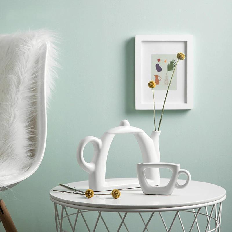 Delicate Tea Time Vases Kettle