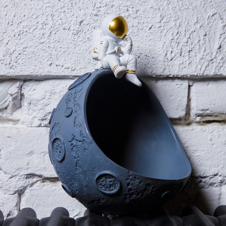 Space Explorer Candy Container