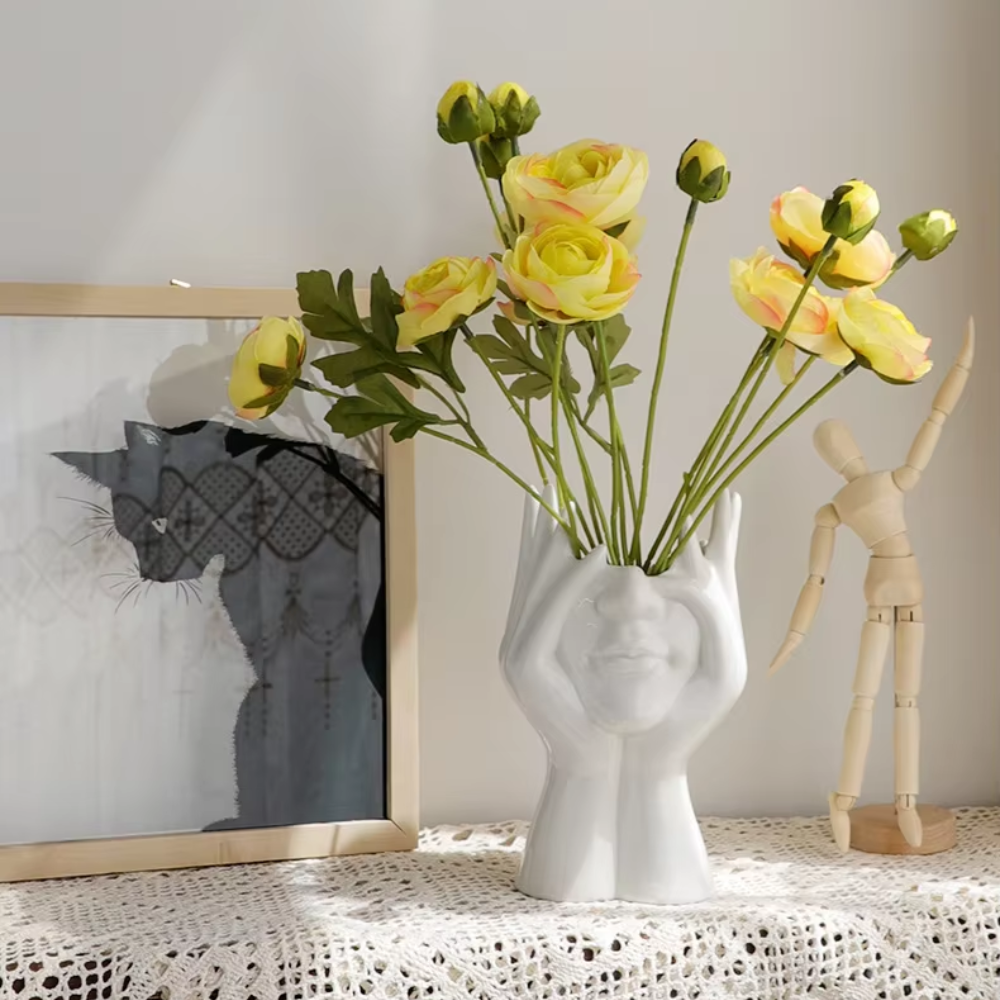 Chic Ceramic Vase Set Elegant Woman