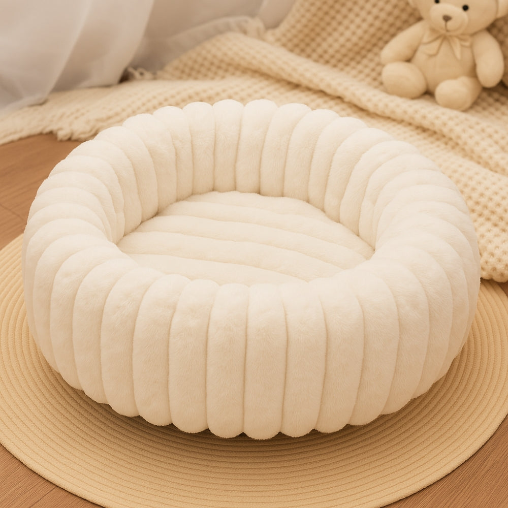 Purrfectly Plush Round Pet Bed White