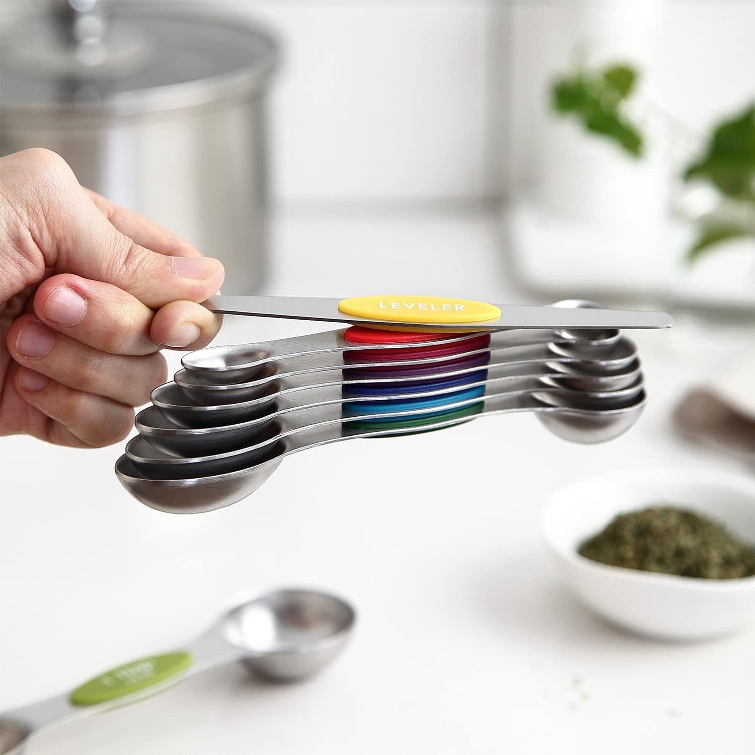 Magnetic Stainless Steel Measuring Spoons Set (8-Piece)
