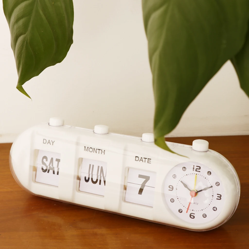 Aesthetic Flip Clock White