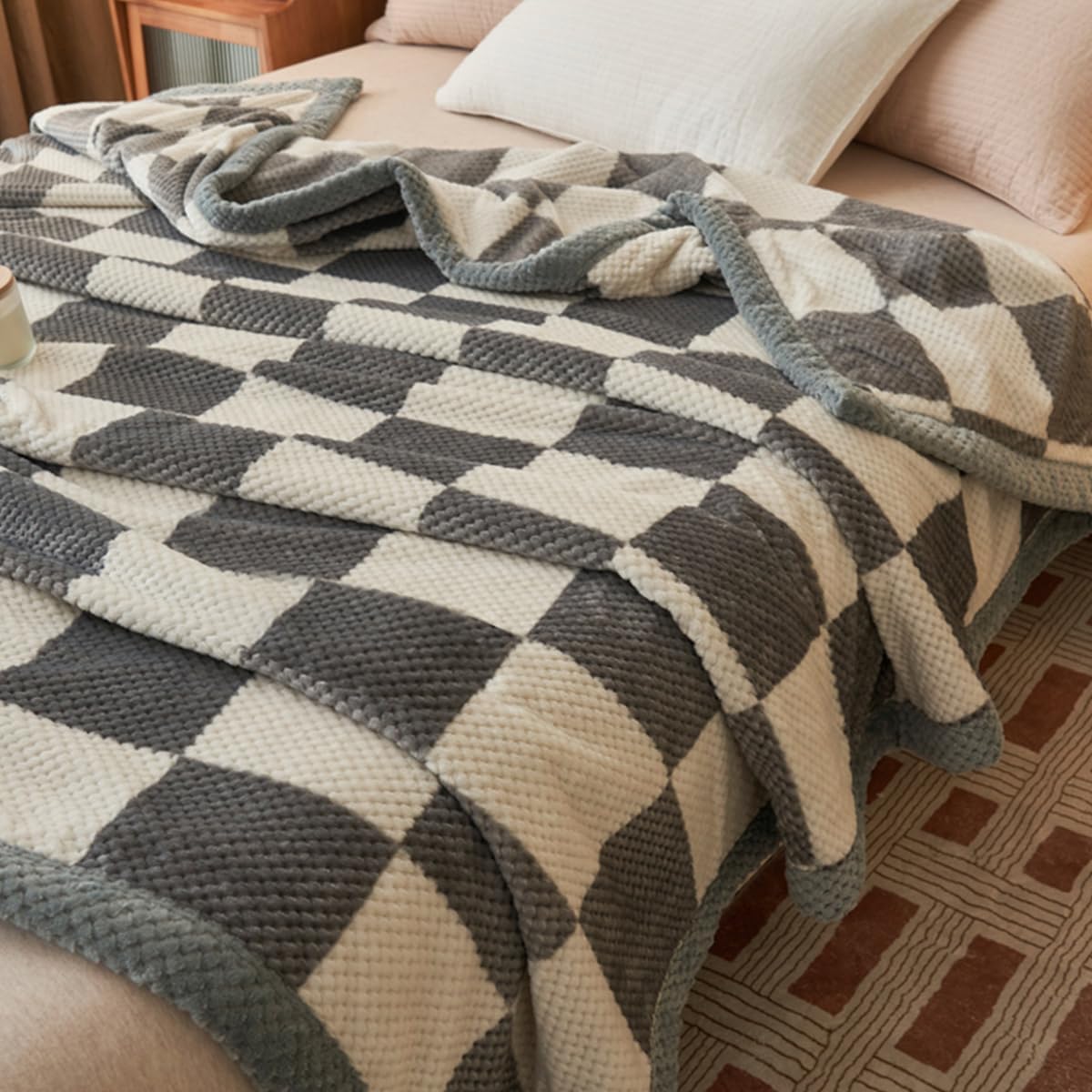 Plaid Throw Blanket - Super Warm with Timeless Pattern