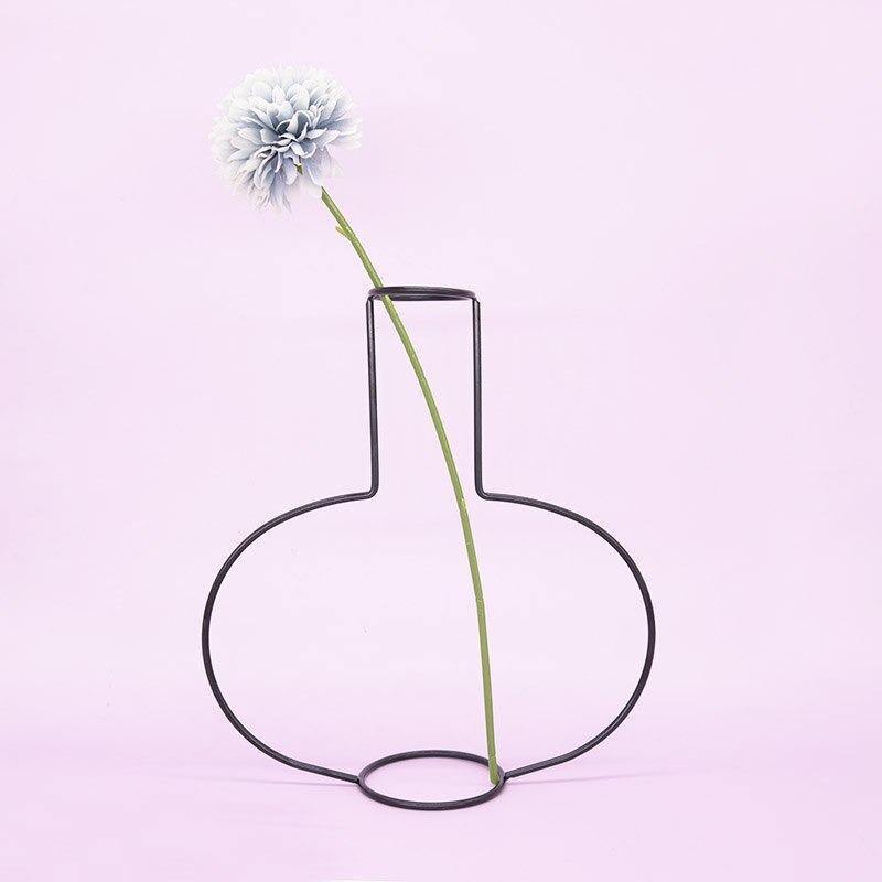 Sleek Iron Line Vase Stand C