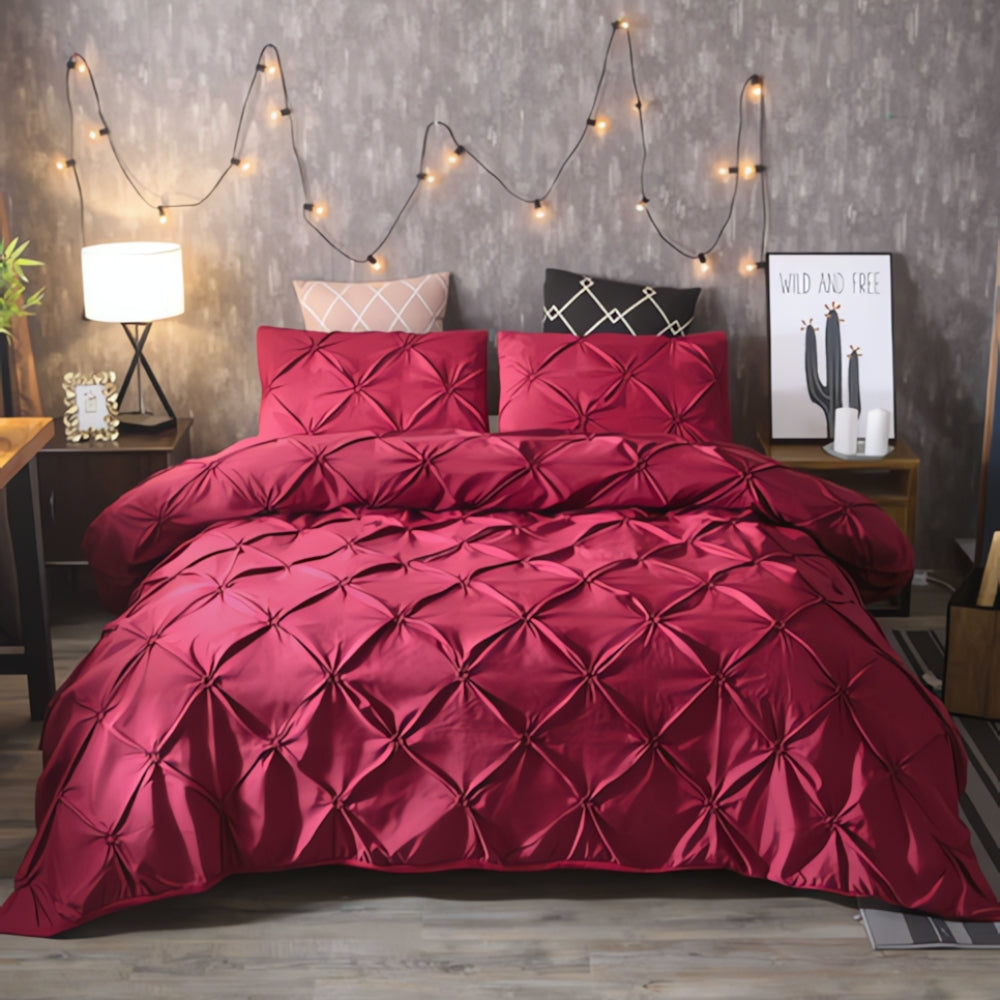 Amore Luxury Pinch Pleat Duvet Cover Set Crimson Red