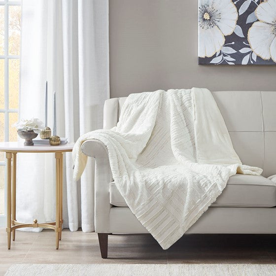 Arctic Ultra Plush Down Alternative Throw Ivory