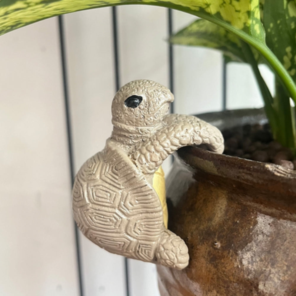 Arden Hanging Turtle Resin Pot Ornament Beige