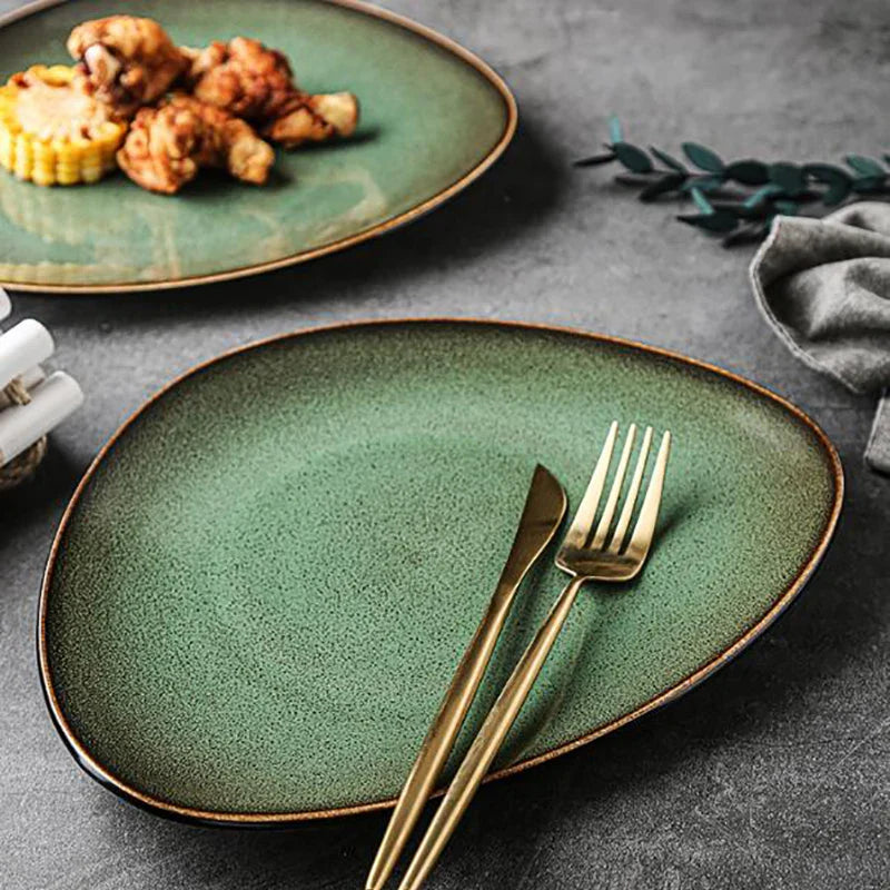 Aurora Triangular Glazed Ceramic Dinner Plate