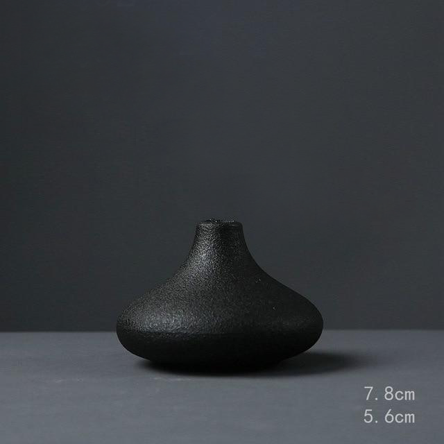 Black as Night Textured Ceramic Vases Hydria