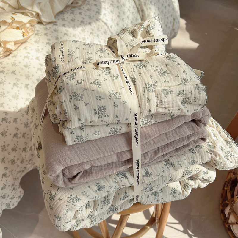 Green Floral Ruffle Bedding Set – Vintage Cotton Muslin