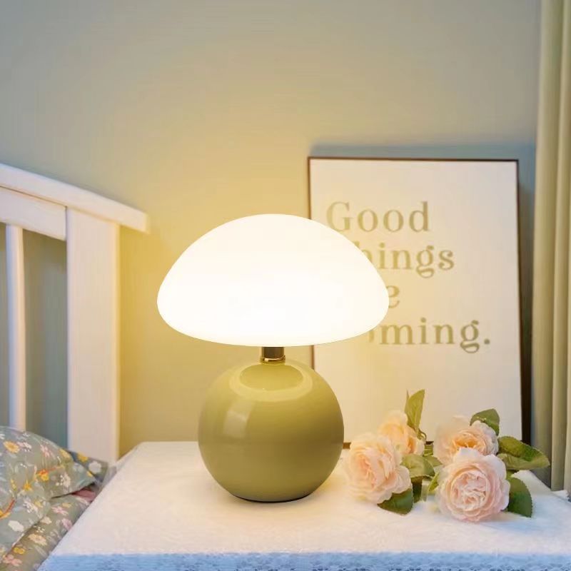 Modern Mushroom Table Lamp