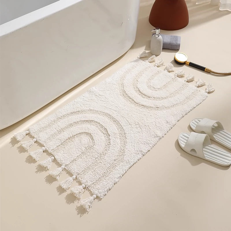 Handmade Cotton Tassel Area Rug – Boho Minimalist Style