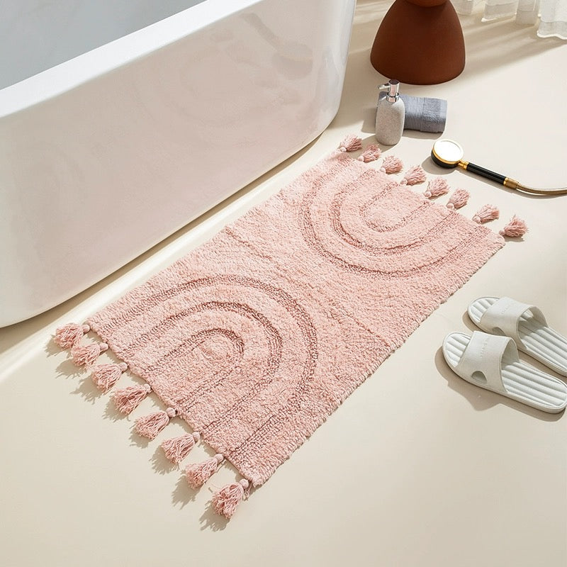 Handmade Cotton Tassel Area Rug – Boho Minimalist Style Blush Pink