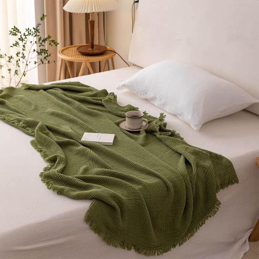 Bold Color Cotton Knitted Blanket with Tassel Green
