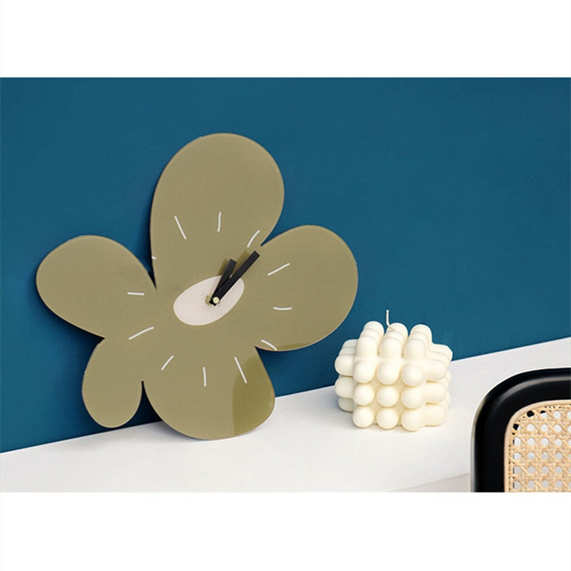 Contrast Shaped Graphic Minimalist Wall Clock