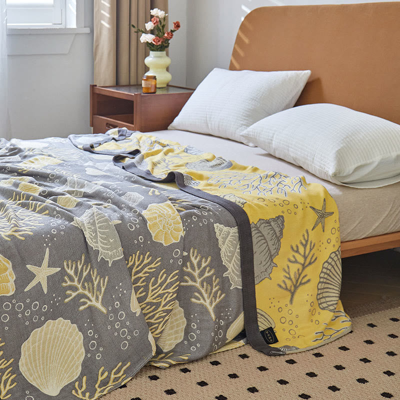 Double-Sided Throw Blanket - Starfish & Bubbles