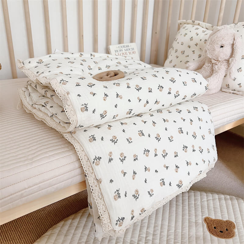 Vintage Rose Floral Baby Quilt – Cotton Muslin with Lace Trim