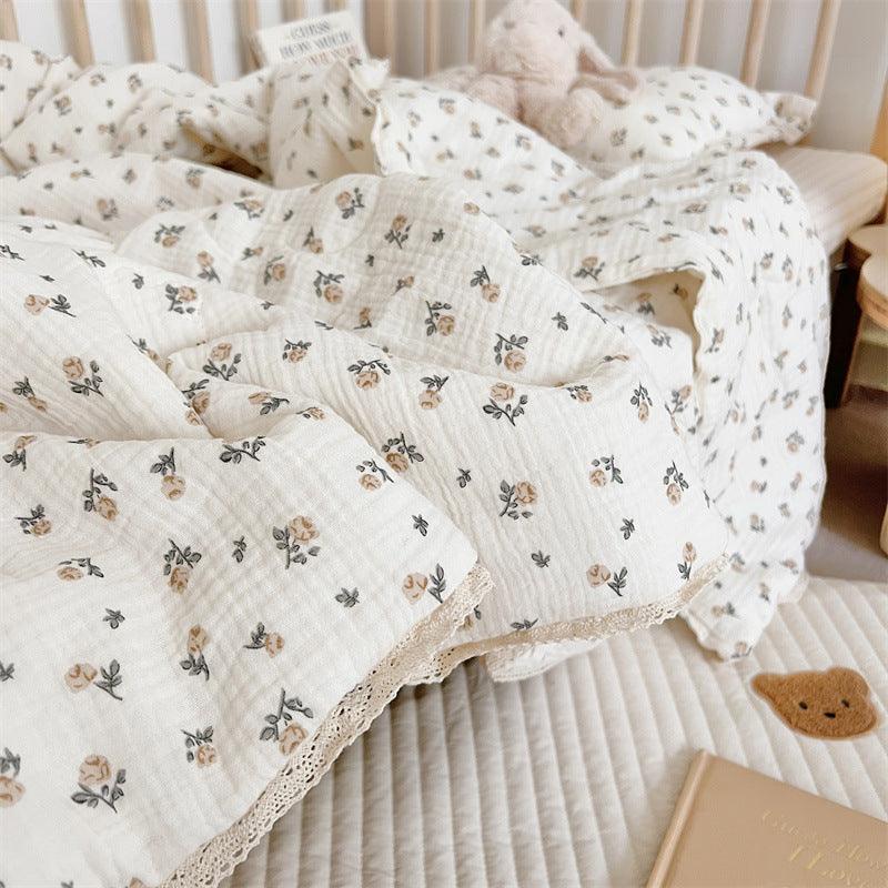 Vintage Rose Floral Baby Quilt – Cotton Muslin with Lace Trim