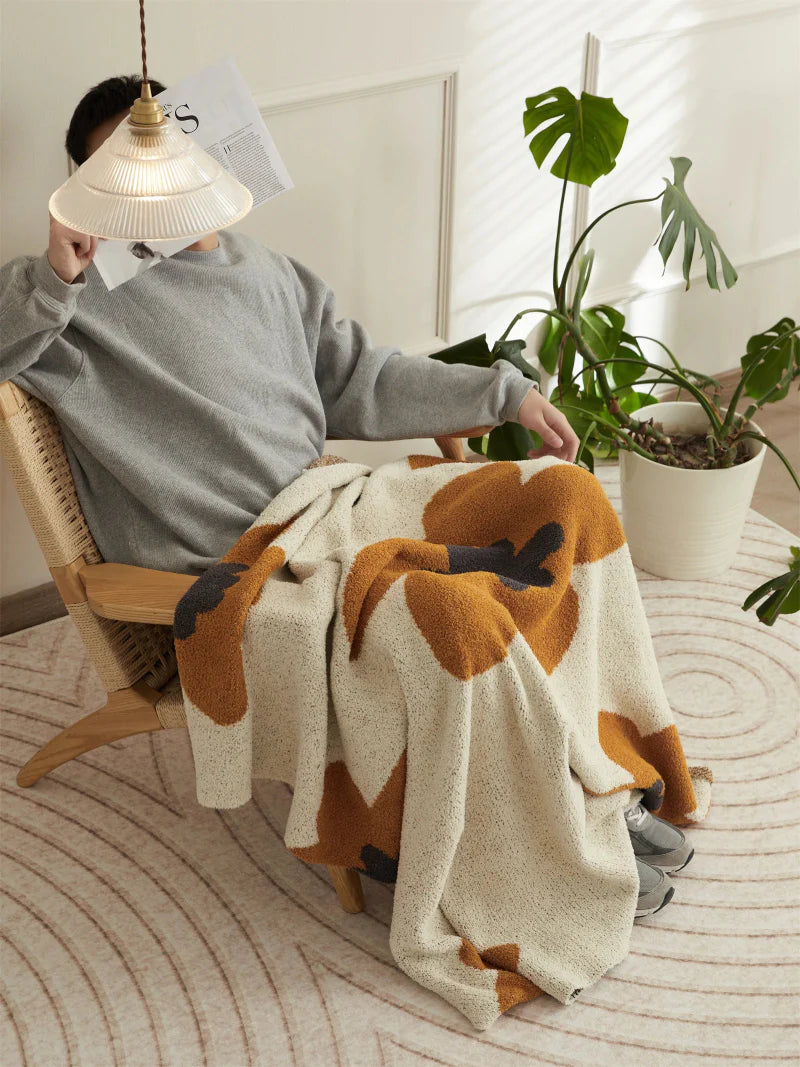 Cozy Bloom Plush Knit Throw Blanket