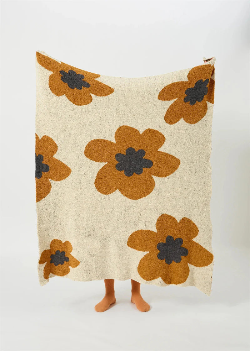 Cozy Bloom Plush Knit Throw Blanket
