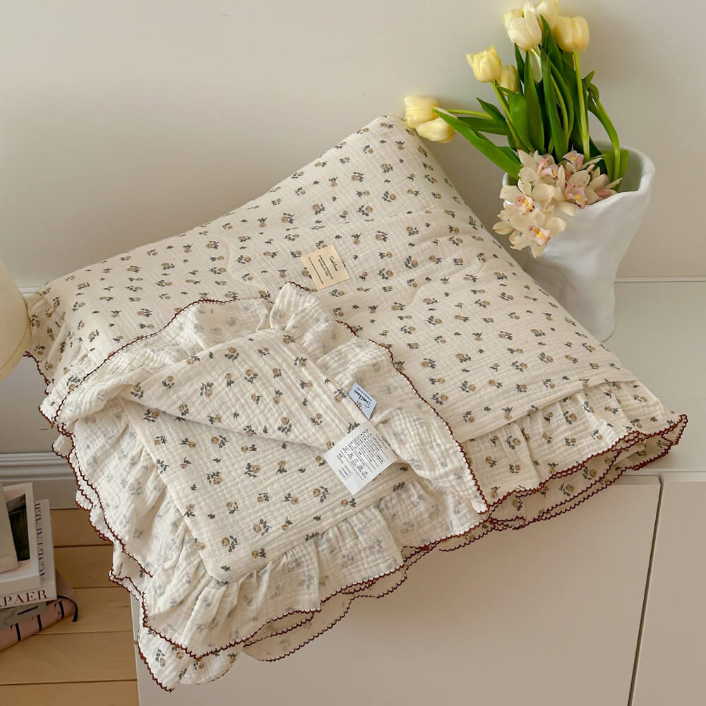 Vintage Rose Muslin Quilt – Ruffle Edge Cotton Bedding