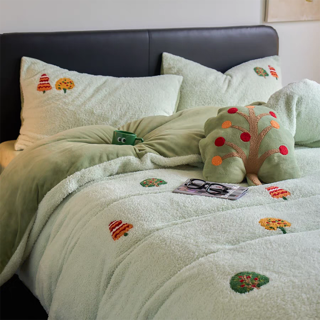 Cute Forest Tufted Duvet Cover