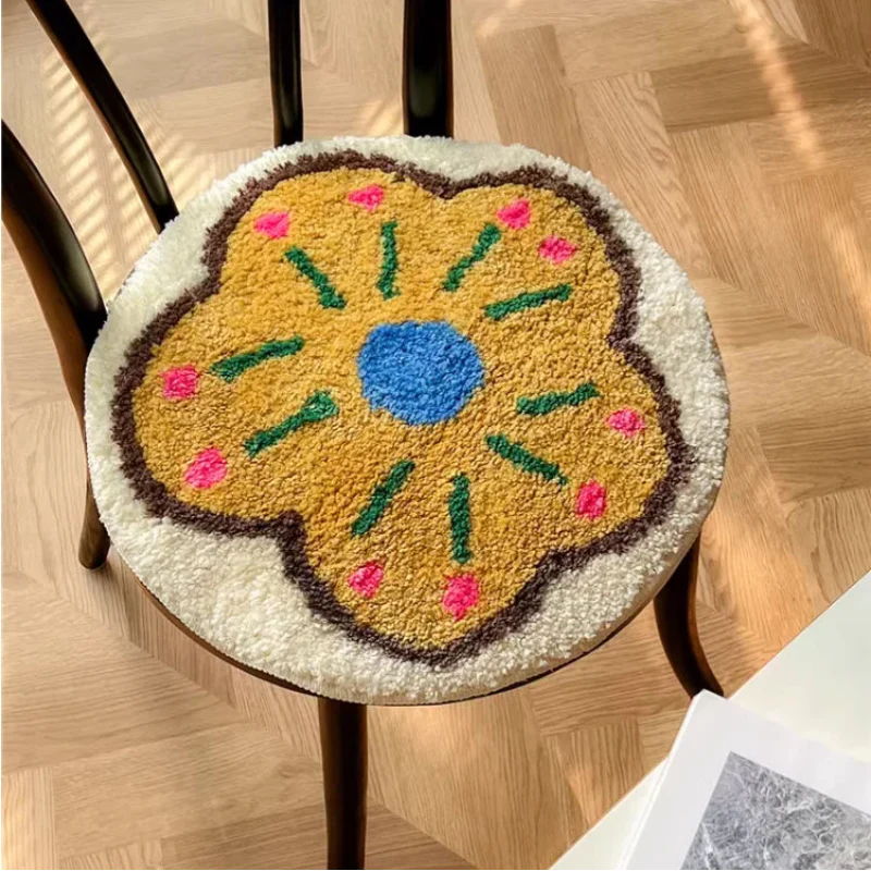 Daily Cartoons Tufting Seat Rug Flower