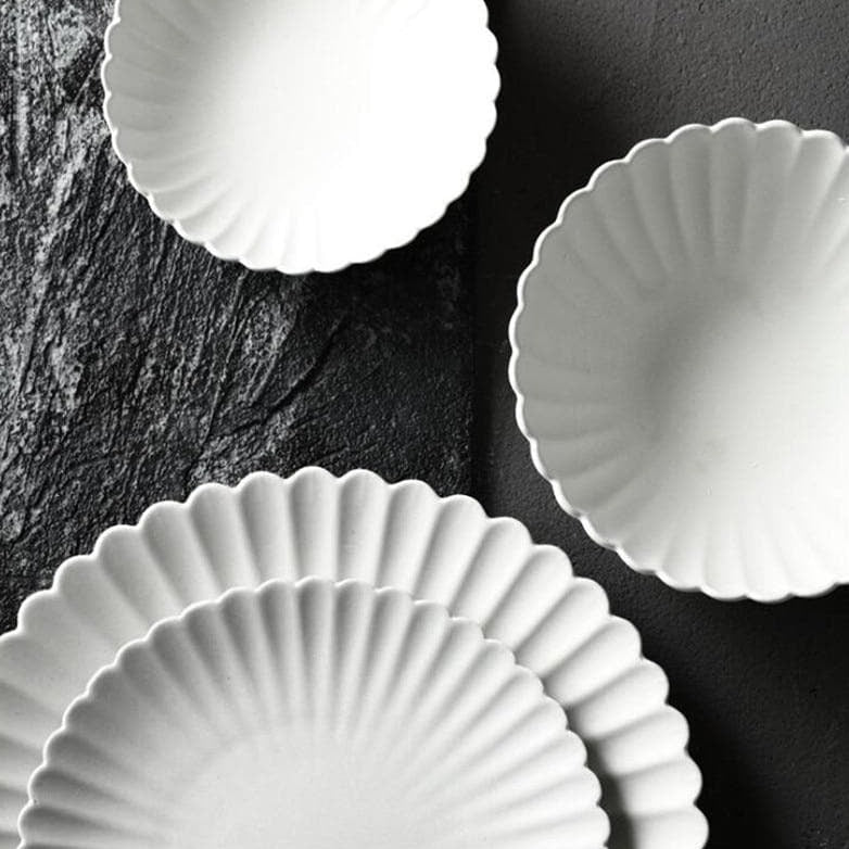Daisy Dinnerware