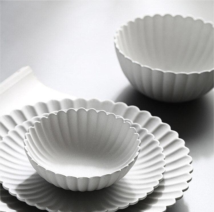 Daisy Dinnerware