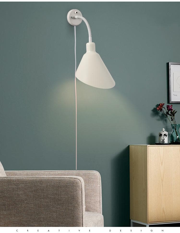 Davis Flexible Wall Lamp with Plug