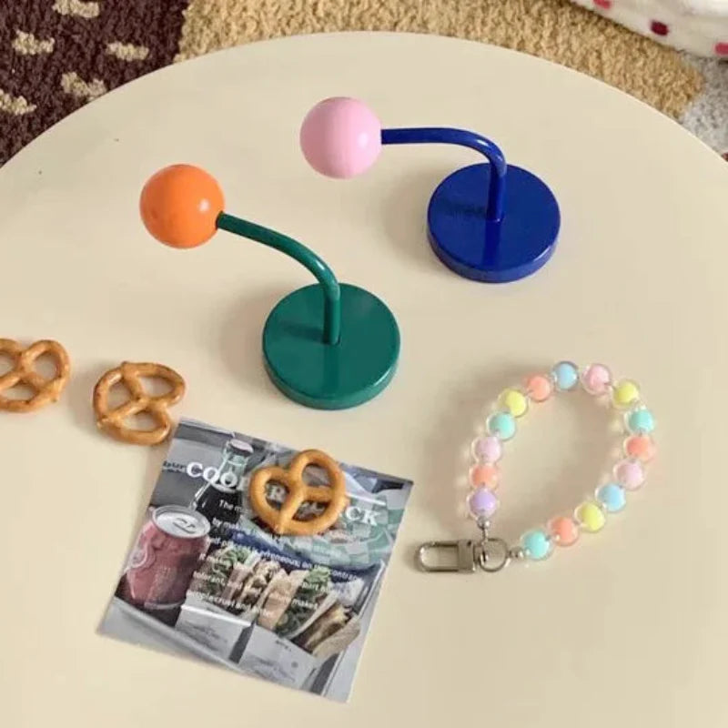 Metal Eames Dot Hook Magnet