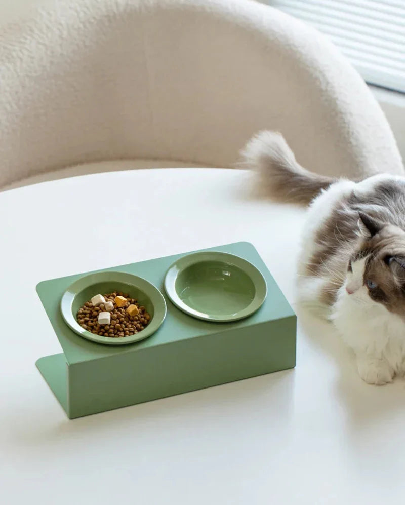 Elevated Dual Ceramic Pet Feeder