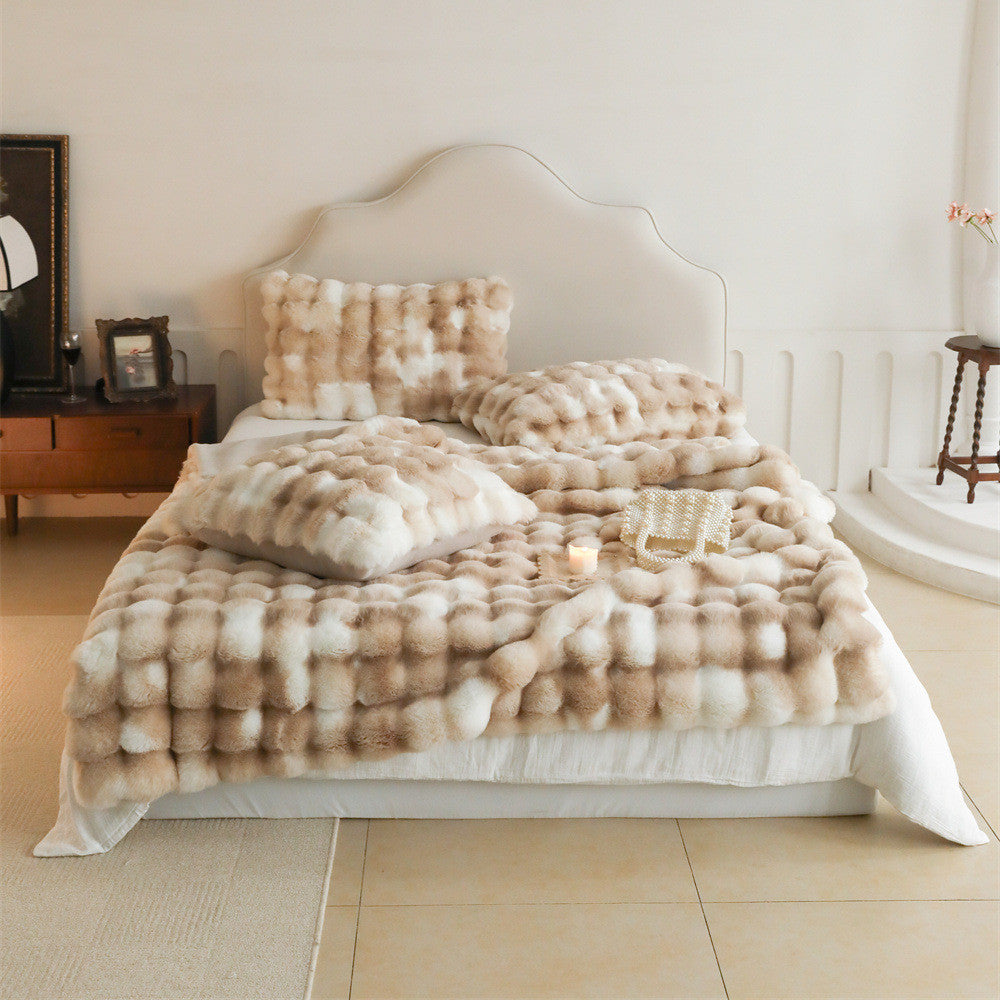 Luxury Faux Rabbit Fur Throw Blanket – Fluffy & Reversible Gradient Khaki