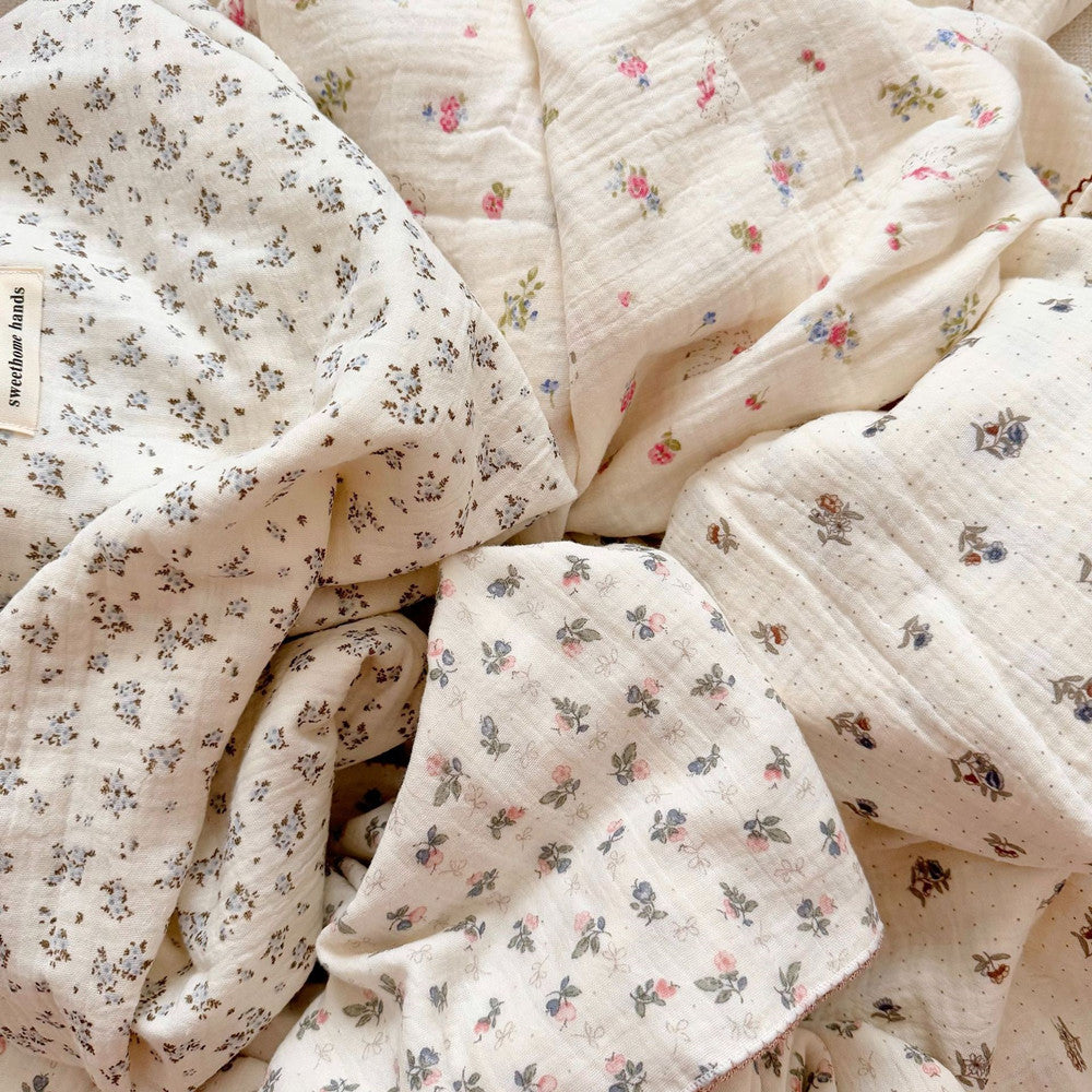 Floral Muslin Baby Blanket – Soft Cotton for Newborns & Kids